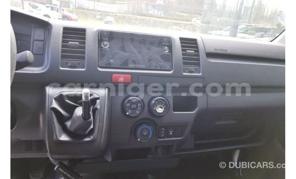 Buy Import Toyota Hiace White Car in Import - Dubai in Agadez Buy Import Toyota Hiace White Car in Import - Dubai in Agadez
