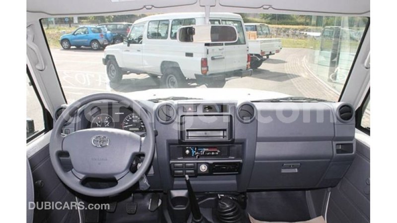 Big with watermark toyota land cruiser agadez import dubai 6482