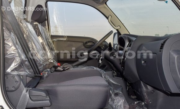 اشتري Imported Kia Carens White سيارة في Import - Dubai في أغاديز اشتري Imported Kia Carens White سيارة في Import - Dubai في أغاديز