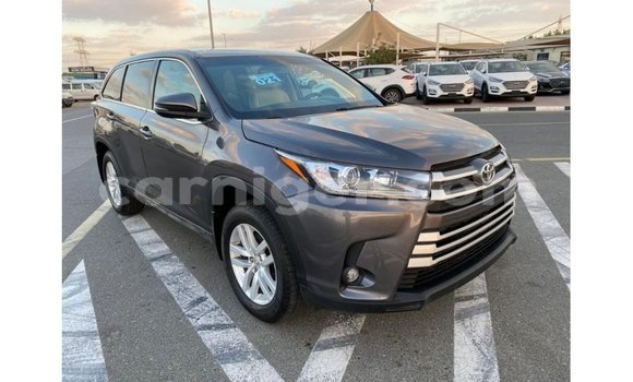 Buy Import Toyota Highlander Other Car in Import - Dubai in Agadez Buy Import Toyota Highlander Other Car in Import - Dubai in Agadez
