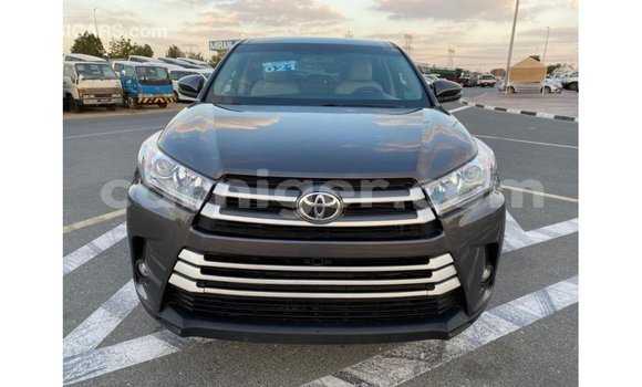 Buy Import Toyota Highlander Other Car in Import - Dubai in Agadez Buy Import Toyota Highlander Other Car in Import - Dubai in Agadez