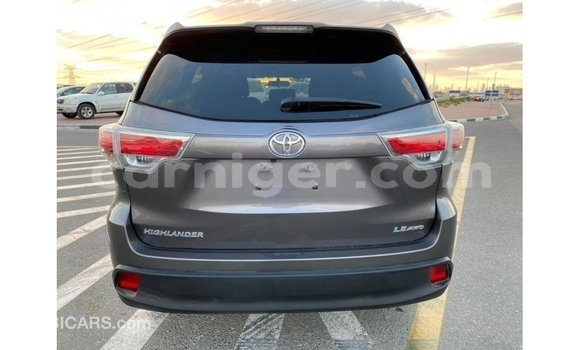 Buy Import Toyota Highlander Other Car in Import - Dubai in Agadez Buy Import Toyota Highlander Other Car in Import - Dubai in Agadez