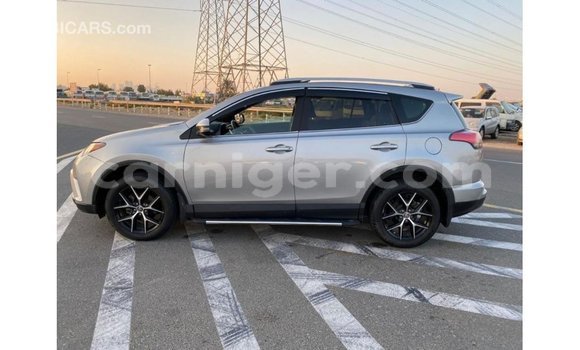 Acheter Import Utilitaire Toyota Ade Autre à Import - Dubai, Agadez Acheter Import Utilitaire Toyota Ade Autre à Import - Dubai, Agadez