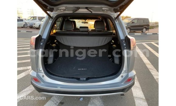 Acheter Import Utilitaire Toyota Ade Autre à Import - Dubai, Agadez Acheter Import Utilitaire Toyota Ade Autre à Import - Dubai, Agadez