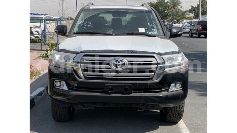 Big with watermark toyota land cruiser agadez import dubai 6503