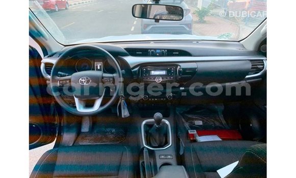 Buy Import Toyota Hilux Black Car in Import - Dubai in Agadez Buy Import Toyota Hilux Black Car in Import - Dubai in Agadez