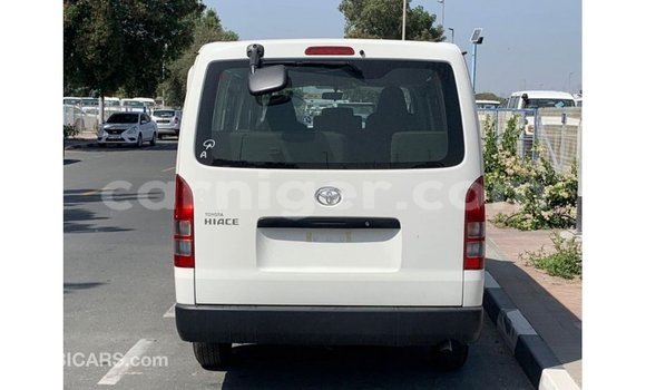 Buy Import Toyota Hiace White Car in Import - Dubai in Agadez Buy Import Toyota Hiace White Car in Import - Dubai in Agadez
