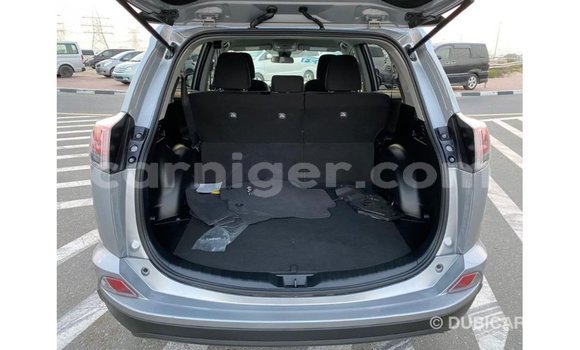 Buy Import Toyota Ade Other Truck in Import - Dubai in Agadez Buy Import Toyota Ade Other Truck in Import - Dubai in Agadez