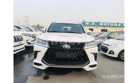اشتري Imported Lexus LX White سيارة في Import - Dubai في أغاديز اشتري Imported Lexus LX White سيارة في Import - Dubai في أغاديز