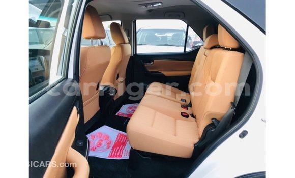 Buy Import Toyota Fortuner White Car in Import - Dubai in Agadez Buy Import Toyota Fortuner White Car in Import - Dubai in Agadez