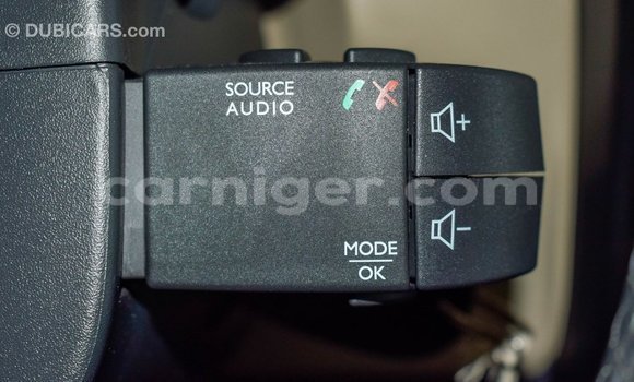 Buy Import Renault Duster White Car in Import - Dubai in Agadez Buy Import Renault Duster White Car in Import - Dubai in Agadez