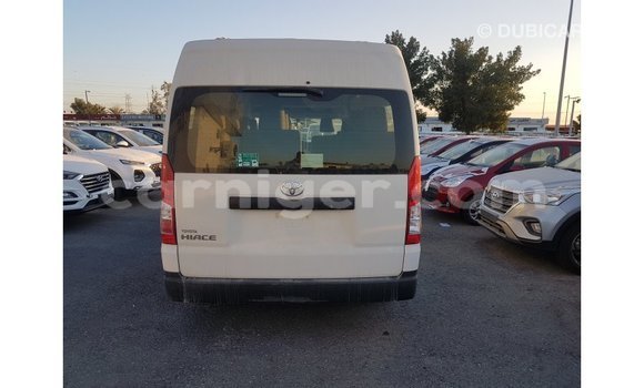 Buy Import Toyota Hiace White Car in Import - Dubai in Agadez Buy Import Toyota Hiace White Car in Import - Dubai in Agadez