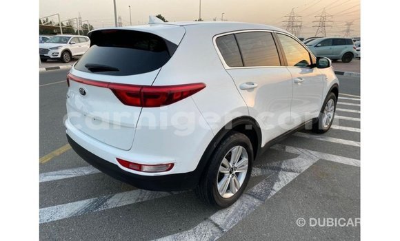 Buy Import Kia Sportage White Car in Import - Dubai in Agadez Buy Import Kia Sportage White Car in Import - Dubai in Agadez