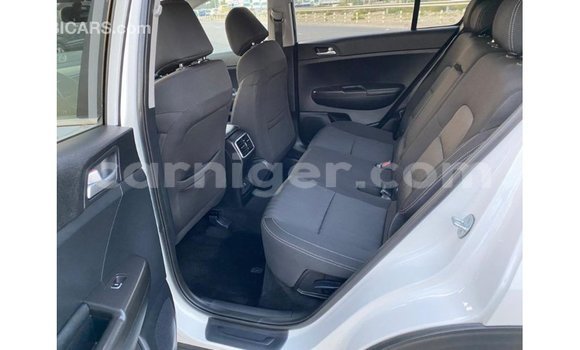 Buy Import Kia Sportage White Car in Import - Dubai in Agadez Buy Import Kia Sportage White Car in Import - Dubai in Agadez