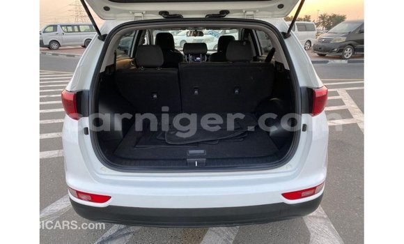 Buy Import Kia Sportage White Car in Import - Dubai in Agadez Buy Import Kia Sportage White Car in Import - Dubai in Agadez