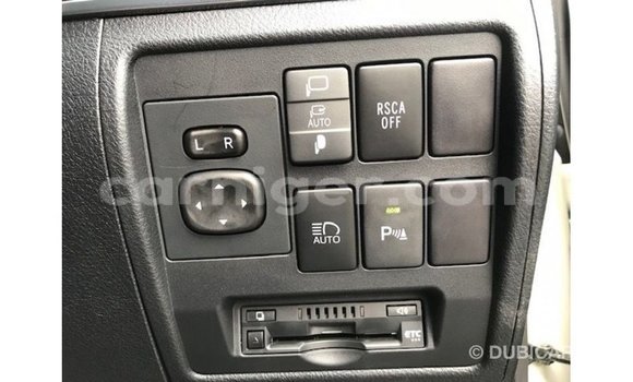 اشتري Imported Toyota Land Cruiser White شاحنة في Import - Dubai في أغاديز اشتري Imported Toyota Land Cruiser White شاحنة في Import - Dubai في أغاديز