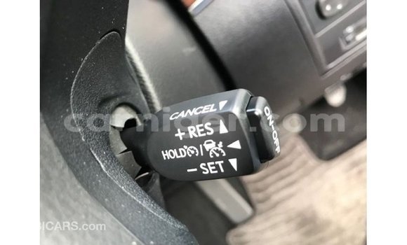 اشتري Imported Toyota Land Cruiser White شاحنة في Import - Dubai في أغاديز اشتري Imported Toyota Land Cruiser White شاحنة في Import - Dubai في أغاديز