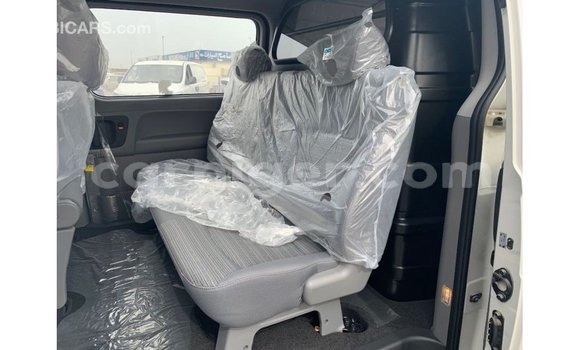 Buy Import Hyundai Cargo White Car in Import - Dubai in Agadez Buy Import Hyundai Cargo White Car in Import - Dubai in Agadez