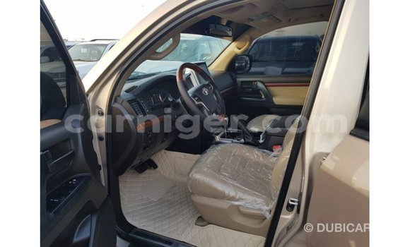 Sayi Imported Toyota Land Cruiser Other Babbar mota in Import - Dubai a Agadez Sayi Imported Toyota Land Cruiser Other Babbar mota in Import - Dubai a Agadez