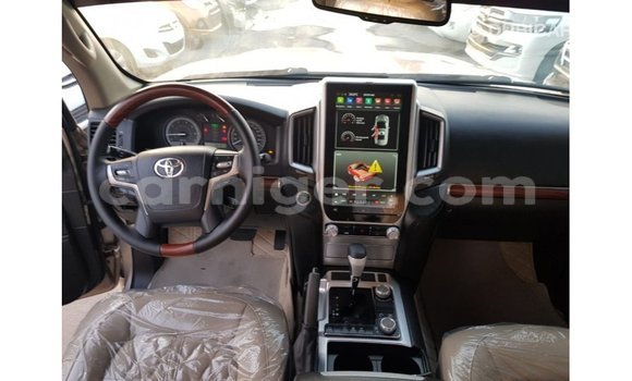 Sayi Imported Toyota Land Cruiser Other Babbar mota in Import - Dubai a Agadez Sayi Imported Toyota Land Cruiser Other Babbar mota in Import - Dubai a Agadez