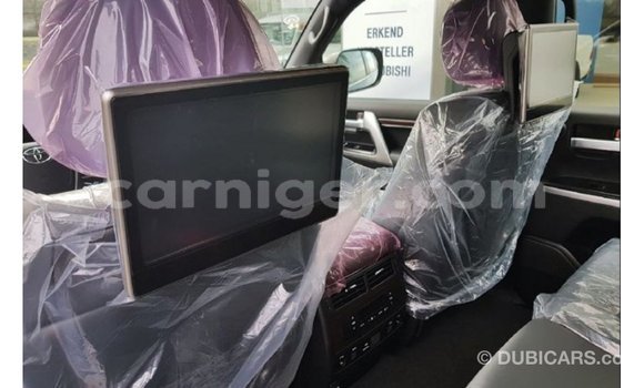 Buy Import Toyota Land Cruiser Black Truck in Import - Dubai in Agadez Buy Import Toyota Land Cruiser Black Truck in Import - Dubai in Agadez
