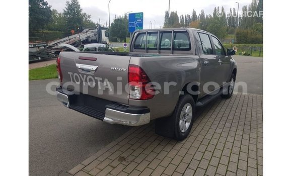 Buy Import Toyota Hilux Other Car in Import - Dubai in Agadez Buy Import Toyota Hilux Other Car in Import - Dubai in Agadez