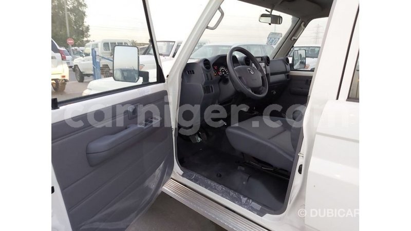 Big with watermark toyota land cruiser agadez import dubai 6556