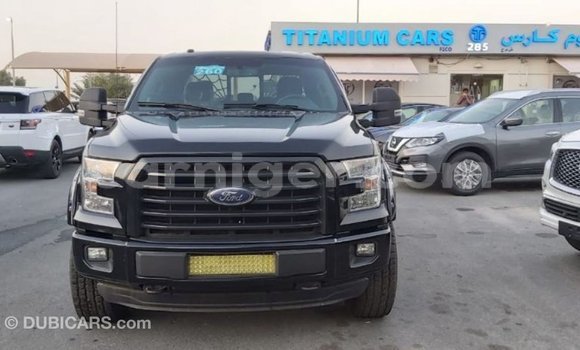 Sayi Imported Ford V8 Black Mota in Import - Dubai a Agadez Sayi Imported Ford V8 Black Mota in Import - Dubai a Agadez