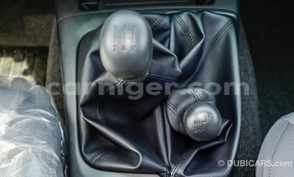 Buy Import Mitsubishi L200 White Car in Import - Dubai in Agadez Buy Import Mitsubishi L200 White Car in Import - Dubai in Agadez