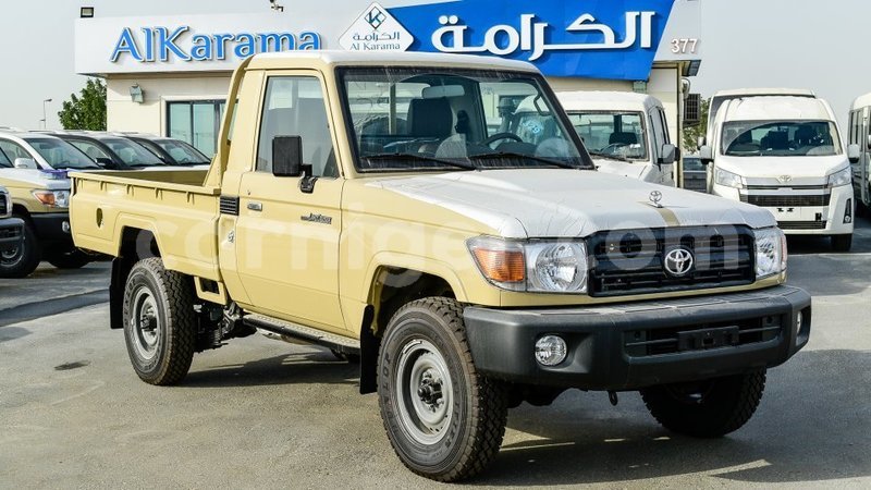 Big with watermark toyota land cruiser agadez import dubai 6560