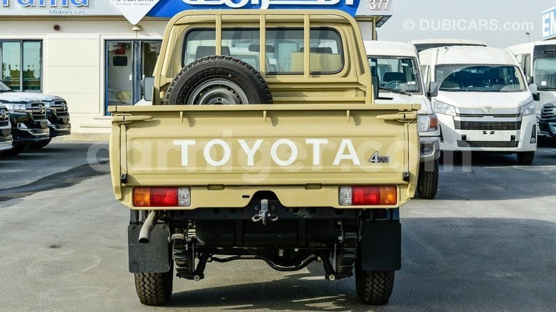 Big with watermark toyota land cruiser agadez import dubai 6560