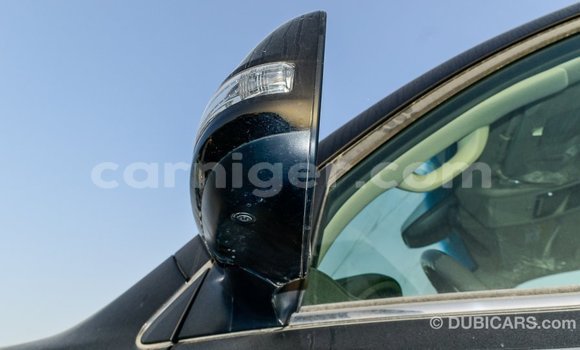 Buy Import Toyota Land Cruiser Black Truck in Import - Dubai in Agadez Buy Import Toyota Land Cruiser Black Truck in Import - Dubai in Agadez
