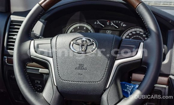 Buy Import Toyota Land Cruiser Black Truck in Import - Dubai in Agadez Buy Import Toyota Land Cruiser Black Truck in Import - Dubai in Agadez