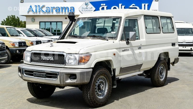 Big with watermark toyota land cruiser agadez import dubai 6573