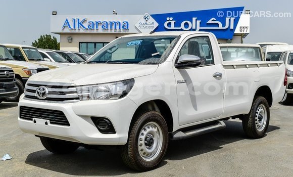 Buy Import Toyota Hilux White Car in Import - Dubai in Agadez Buy Import Toyota Hilux White Car in Import - Dubai in Agadez