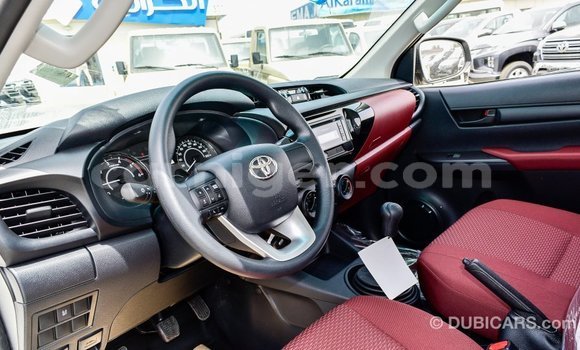 Buy Import Toyota Hilux White Car in Import - Dubai in Agadez Buy Import Toyota Hilux White Car in Import - Dubai in Agadez