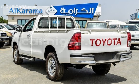 Buy Import Toyota Hilux White Car in Import - Dubai in Agadez Buy Import Toyota Hilux White Car in Import - Dubai in Agadez