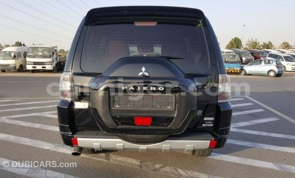 Sayi Imported Mitsubishi Pajero Black Mota in Import - Dubai a Agadez Sayi Imported Mitsubishi Pajero Black Mota in Import - Dubai a Agadez