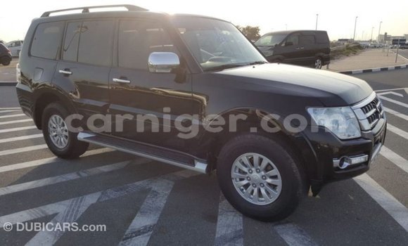 Sayi Imported Mitsubishi Pajero Black Mota in Import - Dubai a Agadez Sayi Imported Mitsubishi Pajero Black Mota in Import - Dubai a Agadez