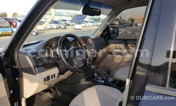 Sayi Imported Mitsubishi Pajero Black Mota in Import - Dubai a Agadez Sayi Imported Mitsubishi Pajero Black Mota in Import - Dubai a Agadez