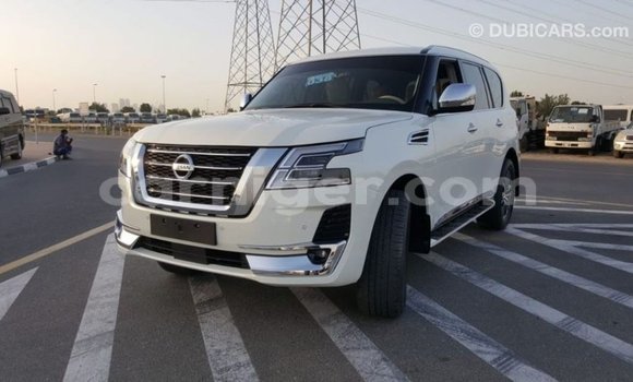 Sayi Imported Nissan Patrol White Mota in Import - Dubai a Agadez Sayi Imported Nissan Patrol White Mota in Import - Dubai a Agadez