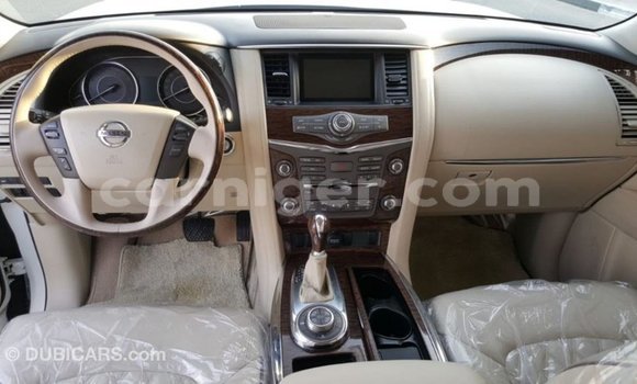 Sayi Imported Nissan Patrol White Mota in Import - Dubai a Agadez Sayi Imported Nissan Patrol White Mota in Import - Dubai a Agadez