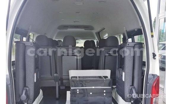 Buy Import Toyota Hiace White Car in Import - Dubai in Agadez Buy Import Toyota Hiace White Car in Import - Dubai in Agadez