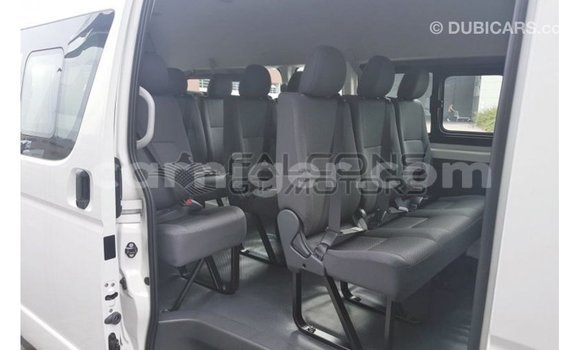 Buy Import Toyota Hiace White Car in Import - Dubai in Agadez Buy Import Toyota Hiace White Car in Import - Dubai in Agadez