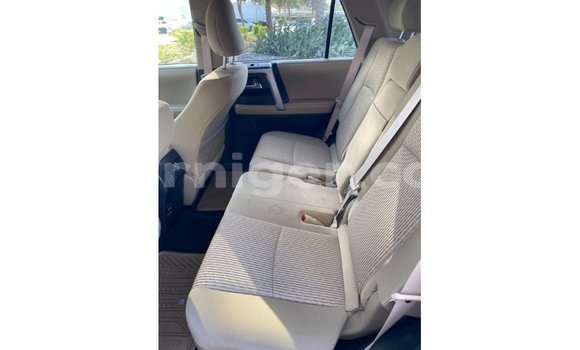 Sayi Imported Toyota Ade White Babbar mota in Import - Dubai a Agadez Sayi Imported Toyota Ade White Babbar mota in Import - Dubai a Agadez