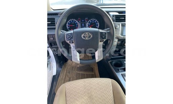 Sayi Imported Toyota Ade White Babbar mota in Import - Dubai a Agadez Sayi Imported Toyota Ade White Babbar mota in Import - Dubai a Agadez