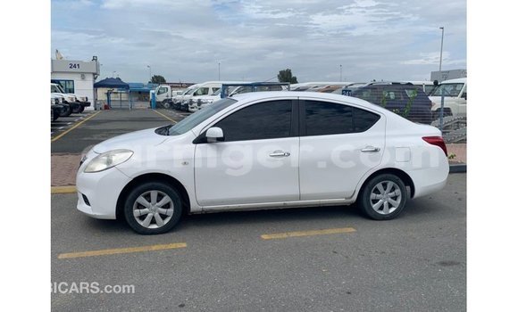 Buy Import Nissan Sunny White Car in Import - Dubai in Agadez Buy Import Nissan Sunny White Car in Import - Dubai in Agadez