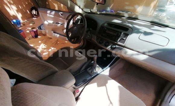 Sayi Na hannu Toyota Corolla Silver Mota in Niamey a Niamey Sayi Na hannu Toyota Corolla Silver Mota in Niamey a Niamey