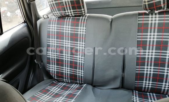 Sayi Na hannu Toyota RAV4 Black Mota in Niamey a Niamey Sayi Na hannu Toyota RAV4 Black Mota in Niamey a Niamey