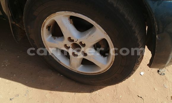 Sayi Na hannu Toyota RAV4 Green Mota in Niamey a Niamey Sayi Na hannu Toyota RAV4 Green Mota in Niamey a Niamey